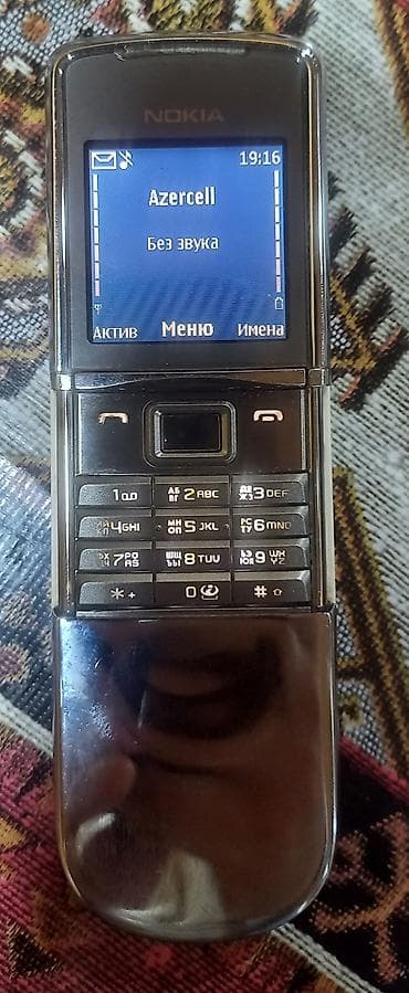 dubay telefonlari: Nokia rəng - Gümüşü, Düyməli — 2