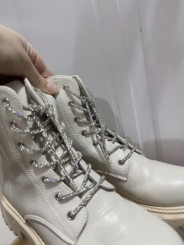 savis krem a e: Çəkmə, Ölçü: 40.5, rəng - Ağ, İşlənmiş — 1