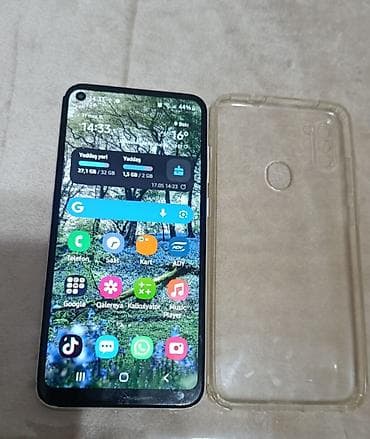 Samsung Galaxy A11, 32 ГБ, цвет - Белый, Отпечаток пальца