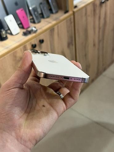 IPhone 16 Pro Max, 256 GB, Desert Titanium — 7