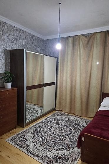 şəkidə ev: 4 otaqlı, 100 kv. m, Orta təmir — 5