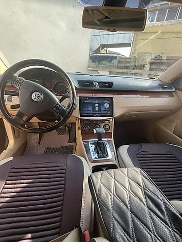 Volkswagen Passat: 2 l | 2006 il Sedan — 2