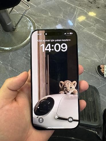 philips xenium 9@9q: IPhone 14 Pro, Qara, Face ID — 1