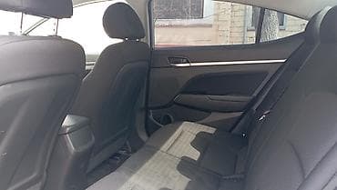 lapet satisi: Hyundai Elantra: 2 l | 2020 il Sedan — 5