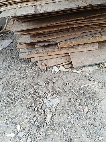 Ev və bağ: Məhsul: Taxta materialları (qarışıq lövhələr və reykalar) Təsvir: - — 1