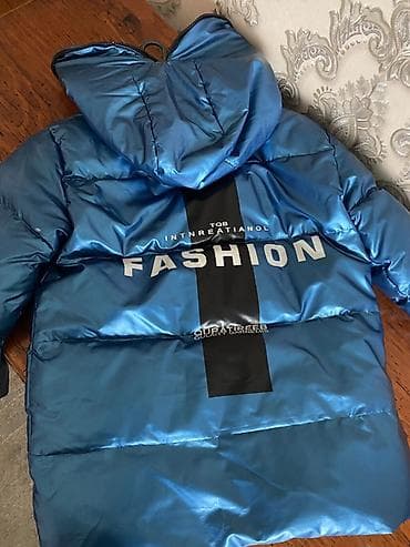 ust geyimler: 140 sm. 8-9 yasa uygundu. Ela veziyyetdedi. Uşaq üçün qışlıq şişmə — 3