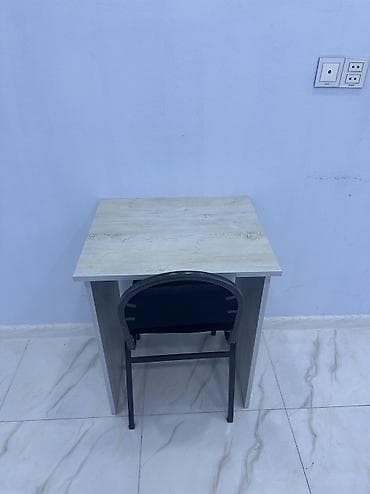 stul: Qiymət 1 ədədə aiddir 
Masa və stul
6 ədəddir
Çatdırılma ödənişlidir — 6