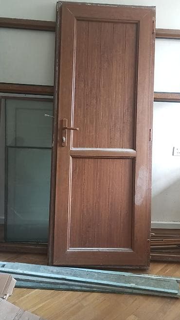 tamet qiyməti: Plastik qapıların ölçüsü 2,20 x90 təmirlə əlaqədar hər birinin — 2