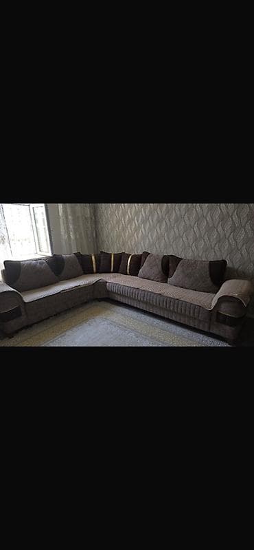 Künc divan dəsti – yumşaq məxməri parça, iki tonlu (tünd qəhvəyi və
