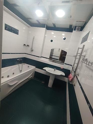 Kommersiya daşınmaz əmlakı: Bakı, 1-ci mikrorayon, 3 otaqlı, Köhnə tikili, m. 20 Yanvar, 55 kv. m — 8