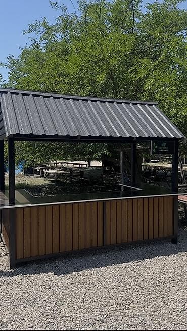 Açıq havada istifadə üçün nəzərdə tutulmuş metal karkaslı