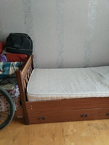 Çarpayılar: Təknəfərlik çarpayı, Matras ilə, Siyirməsiz — 8