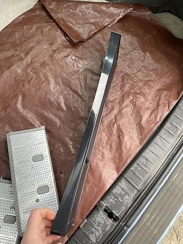 Məhsul: Avtonom/hibrid batareya modulları və nömrə nişanı üçün plastik