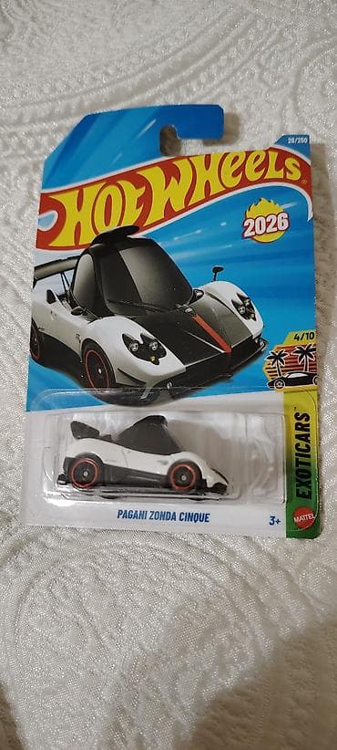 Hot Wheels die-cast kolleksiya modelləri, bugatti 8 m pagani 7m