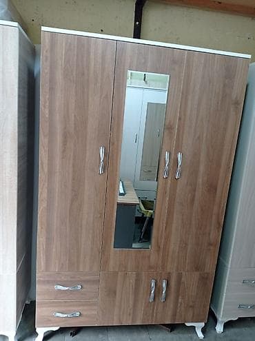 şfanerler: 3 Qapi Dolab Hazirda Anbarda var. Hansi reng istesez Gondermek olar — 2