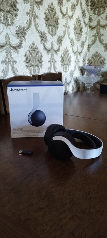 İşlənmiş Simsiz (Bluetooth) Qulaqcıqlar