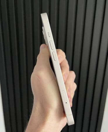 platin qiymeti 2023: IPhone 13, 256 GB, Starlight, Zəmanət, Kredit, Simsiz şarj — 2