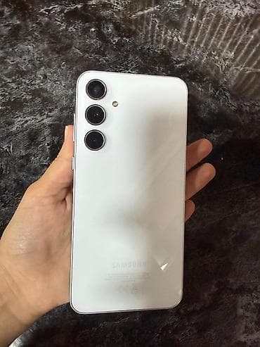 galaxy s30: Samsung Galaxy A55 5G, 256 GB, rəng - Ağ, Barmaq izi, Face ID — 1
