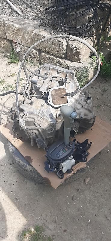 iqravoy avtomat: Toyota Vitz 1998 2003 1.3 motor. ehtiyyat hissələri. hər detalın — 3