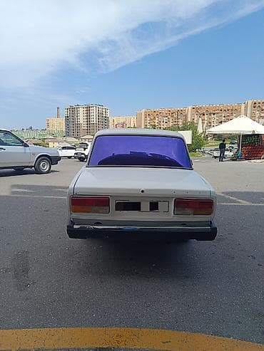 w204 salon: VAZ (LADA) 2107: 1.5 l | 2000 il 16800 km Sedan — 4