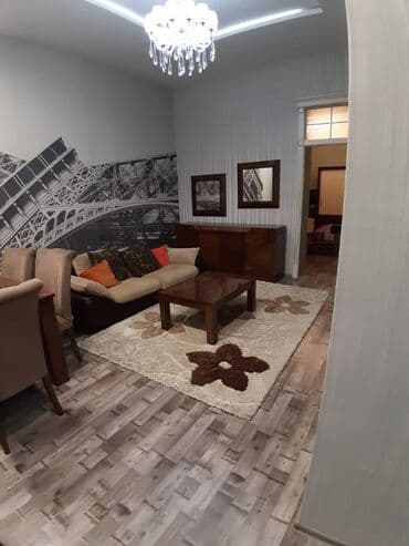 аренда квартир без посредников: Nizami metrosunun yaxınlığında Ag çiçəyimə yaxın 3 mertebeli binanın — 11