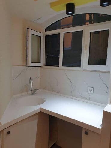 podmayak mənzillər: Nəsimi rayonu,Fəvvarələr meydanı, Malokan bağına 1-2 dəqiqəlik piyada — 2