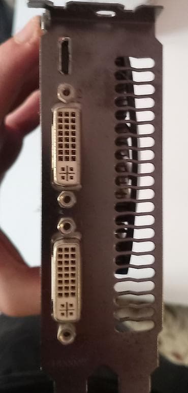 komputerlər islenmis: Videokart Gigabyte GeForce GTX 460, < 4 GB, İşlənmiş — 3