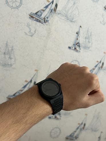 honor saatlari: Minimalist qara qol saatı Əhmədlidən götürmək olar👍🏻 Əla trenddə — 2