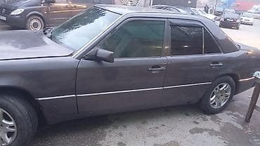 kredit avto aksesuar: Mercedes-Benz W124 sedan - Ban növü: sedan, 4 qapı - Rəng: tünd boz - — 7