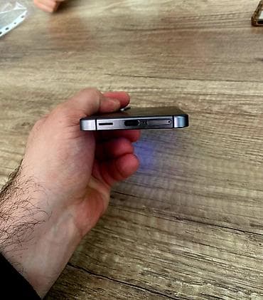 samsung zengleri: Samsung Galaxy S24, 128 GB, rəng - Boz, Simsiz şarj — 3