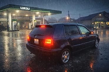 ustu aciq masin: Volkswagen Golf maşın kreditlə satılır ilkin odeniş 400 azn 10 ay 300 — 4