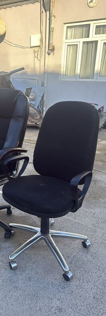 kohne mebellerin alisi: Təkərli, Qolları tənzimlənmir, Parça — 1