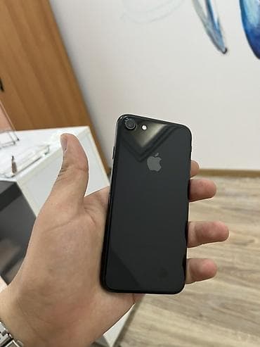 ipon se: IPhone 7, Qara, Barmaq izi — 6