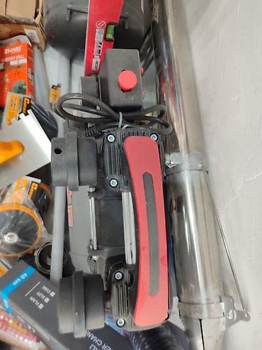 digər alətlər: Səssiz mini hava kompressoru – 9 litr, 1100 W Məhsul təsviri: - Güc — 2