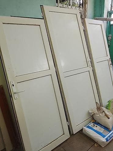 Üçünun qiyməti dir - Material: ağ rəngli PVC profil, panel tipli - — 2