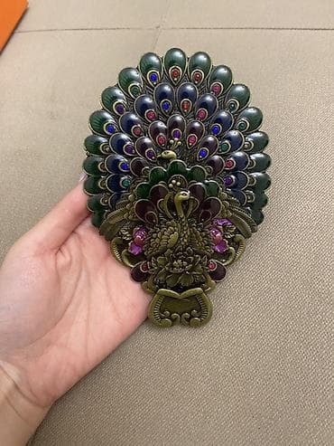 meta eynək: Tovus fiqurlu dekorativ bəzək aksesuarı - Material: metala bənzər — 3