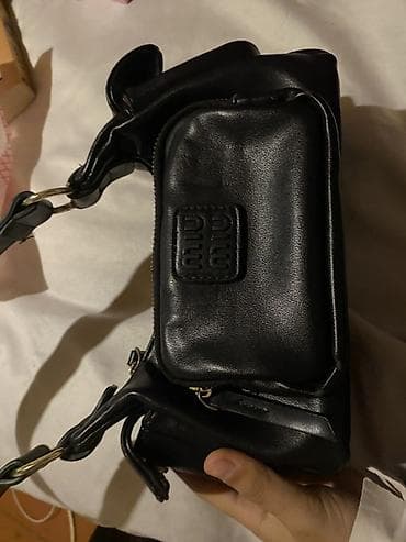 Digər aksesuarlar: Qara çoxcibli çiyin çantası - Material: hamar teksturalı süni/deri — 1