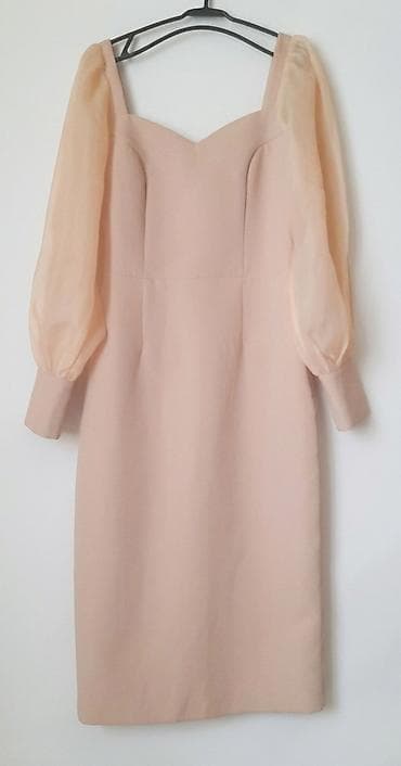 partalar: Zərif pudra rəngində qadın donu - Model: uzun siluetli, bel xəttini — 2