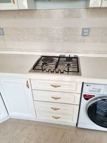 şamaxinka 300 manata kiraye evler: Xətai metrosuna yaxin 15 mertebeli binanın 3-cu mərtəbəsində yerləşən — 24