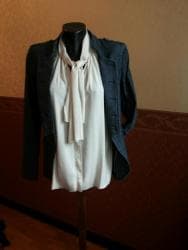 çəhrayı qadın köynəkləri: Cins pencek razmer şehkilde görsənir — 1