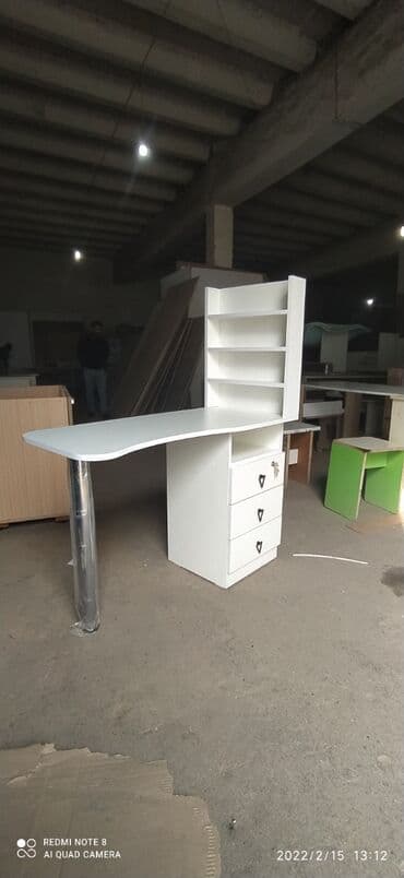 Salon masaları: Yeni, Manikür üçün masa, Güzgüsüz — 3