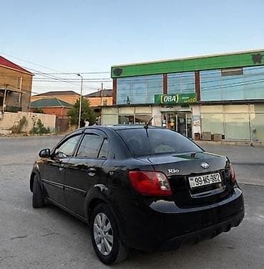 Nəqliyyat: Kia Rio: 1.4 l | 2011 il Sedan — 5