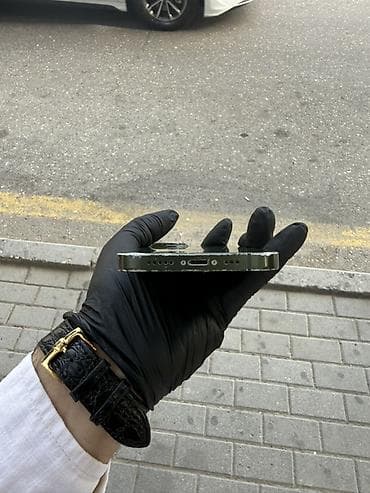 iphone 4s: IPhone 13, Yaşıl, Face ID — 4