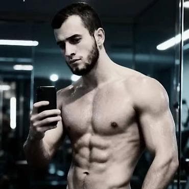 Salam adim Nurlan bakida yawiyiram 44 gunluk muharibede iwtirak