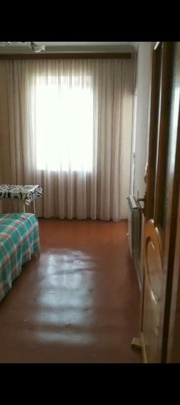 milyonerlər məhəlləsi: Kirayə üçün otaq təklifi - İşıqlı, geniş otaq: pəncərəli, yüksək — 2