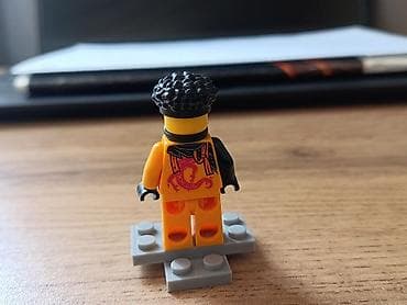 oyuncaq aparati: LEGO minifiqur – tematik döyüşçü/personaj - Parlaq narıncı-sarı — 2