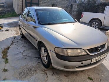 opel astra h 1.3 turbo qiymeti: Opel Vectra: 1.8 l | 1996 il 449000 km Sedan — 2