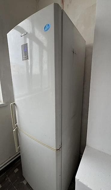 soyuducular satışı: İşlənmiş 2 qapılı Samsung Soyuducu Satılır, rəng - Ağ — 2