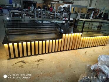 böyük soyuducu: Yüksək keyfiyyətdə şirniyyat vitrinlərinin istənilən ölçü və dizaynda — 2