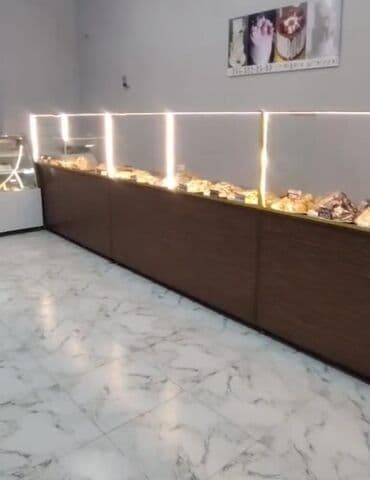 Quru vitrin – 3 ədəd - Model: düz vitrin xətti, şüşəli ön panel və